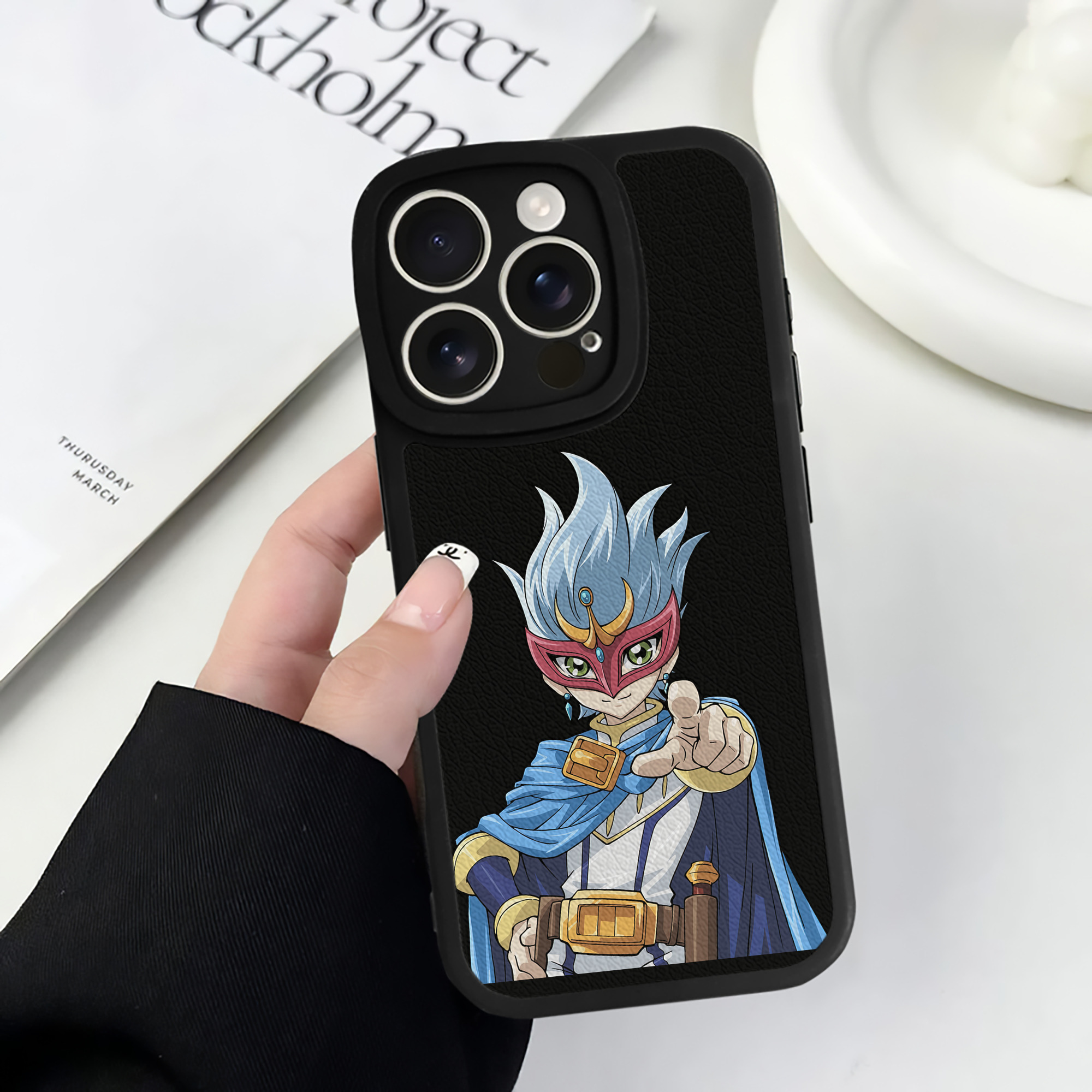 遊☆戯☆王 Yu-Gi-Oh! 【iPhone 16シリーズ対応】シリコンスマホケース（レザー調） 材質：シリコン
